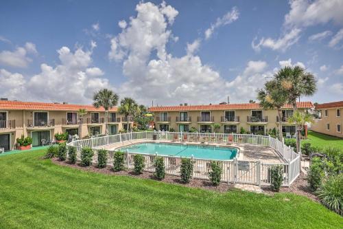 Townhome On St Augustine Beach With Pool And Patio!