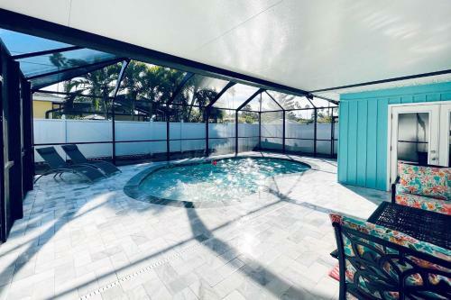 Clearwater Beach Home With Patio - Walk To Beach