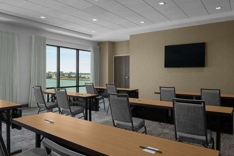 Hotel Courtyard By Marriott Clearwater Beach