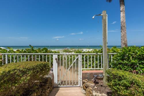 Coastal Dream Beach House Home