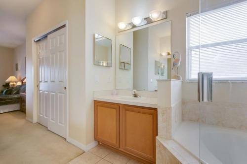 546 Windsor Place Villa #221631 Villa