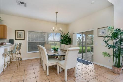 546 Windsor Place Villa #221631 Villa