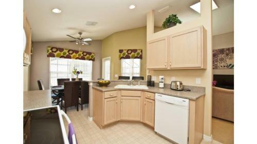 Solana - 4 Bedrooms House W/pool-4652so