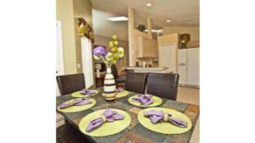Solana - 4 Bedrooms House W/pool-4652so