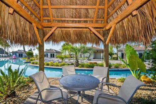 Great Single Vacation Home With Private Pool Cg9153