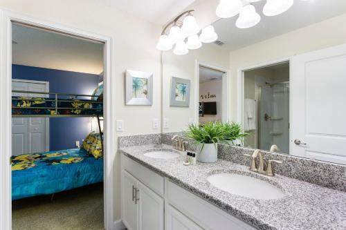 Great Single Vacation Home With Private Pool Cg9153