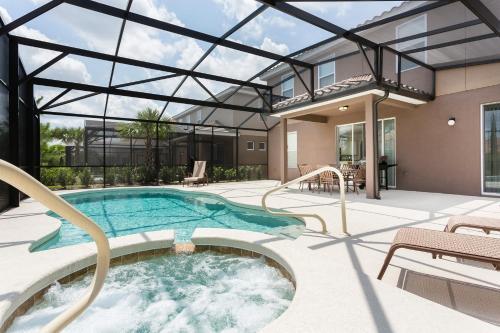 Beautiful Vacation Home With Private Pool And Garage St4328