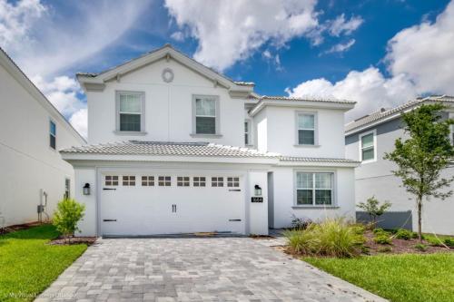 Moonvalley Drive Villa #258897 Villa