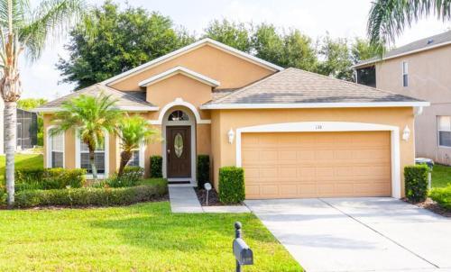 138 Norfolk Drive (jc) Villa