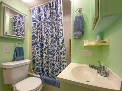 Cozy, Perfect Conch Cottage!