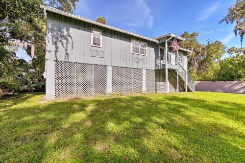 Crystal River Home With Dock, 1 Mile To Boat Launch