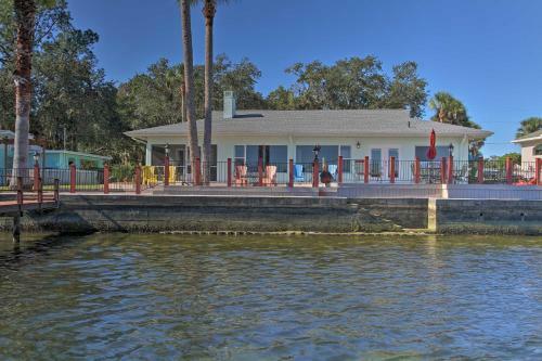 Waterfront House On Kings Bay With Dock And Lift!