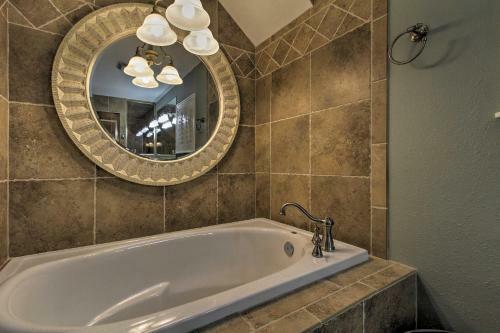 Waterfront House On Kings Bay With Dock And Lift!