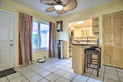 Coastal Escape With Pool - 4 Mi To Dania Beach!