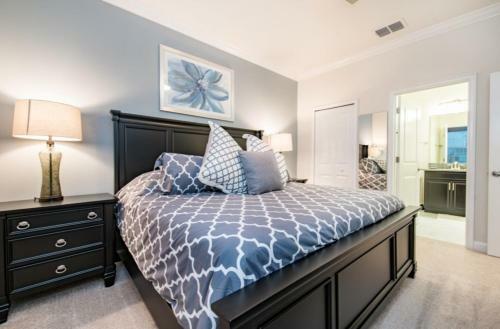 New 10 Bedroom Home Free Water Park