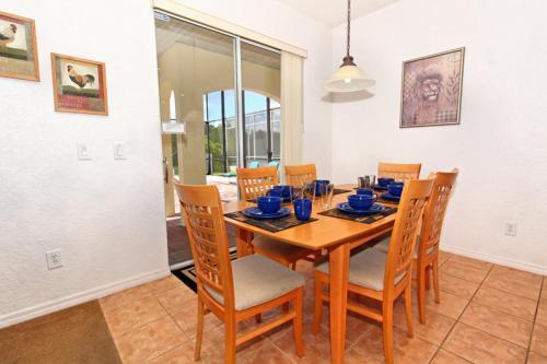 Six-bedroom Villa 203