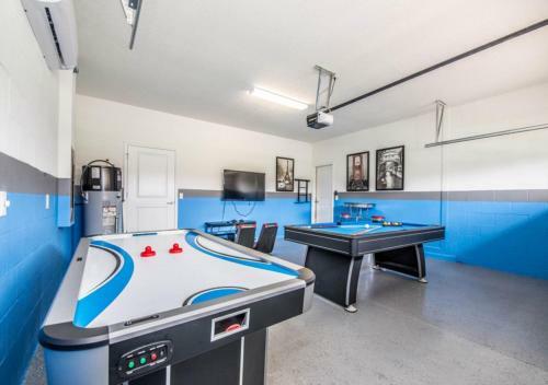 Water Resort Lake Escape Next Disney