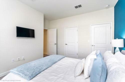 Free Water Park On Disney Delight