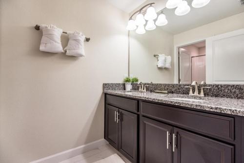 Moon Valley Townhome #230733 Townhouse