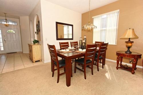 Oxford House #231009