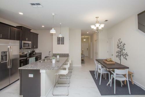 Champions Gate - 5 Bed - Home With Private Pool