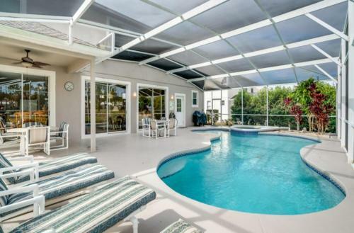 Plymouth Large Pool Home Next To Disney World