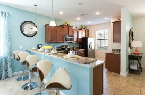 Emerald Oasis Elegant Pool House 8 Miles To Disney