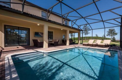 Emerald Oasis Elegant Pool House 8 Miles To Disney