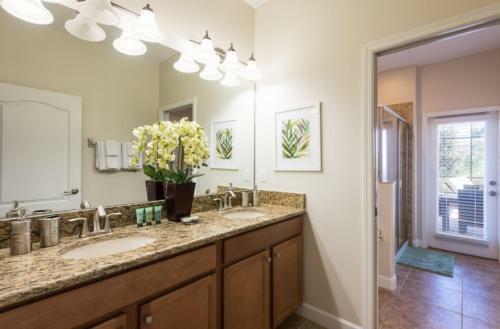 Emerald Oasis Elegant Pool House 8 Miles To Disney