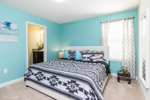 Six-bedroom Villa 9026