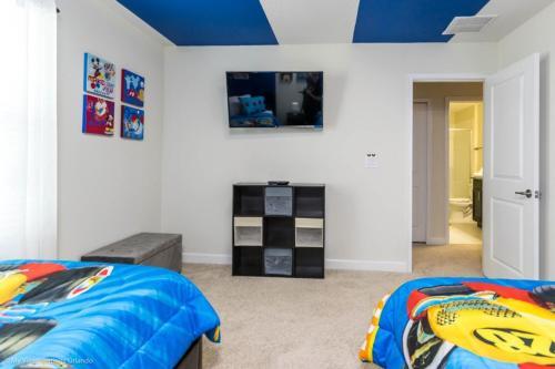 Six-bedroom Villa 9026