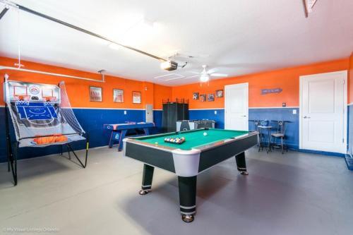 Six-bedroom Villa 9026