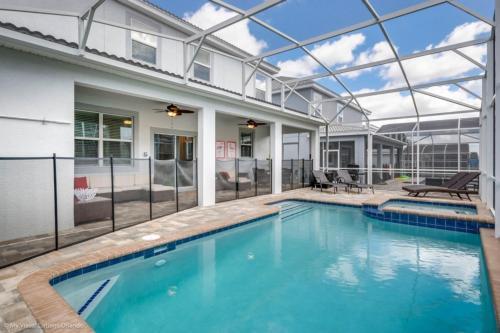 Six-bedroom Villa 9026