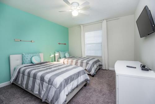 Villa Four Bedrooms Champions Gate 1594mvd