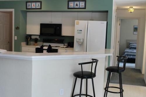 California Boulevard Villa 327