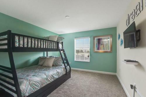 Modern 4 Bed 3 Bath Townhome In Championsgate Golf Resort