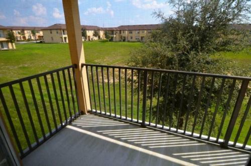 4 Bed 3.5 Bath Townhome In Regal Palms Resort