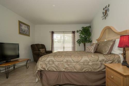 Beautiful 5 Bedroom 3 Bath Villa Located In Westridge, Davenport Fl