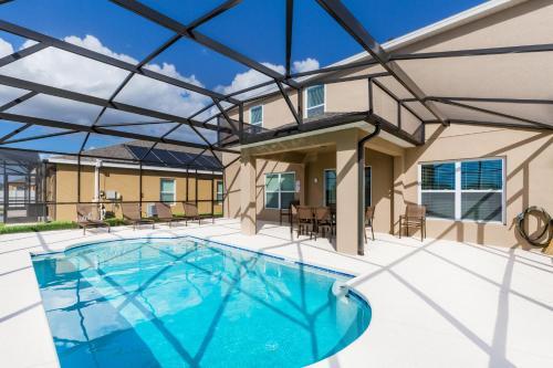 Villa 5 Bedroom Home At Laurel Estates 276