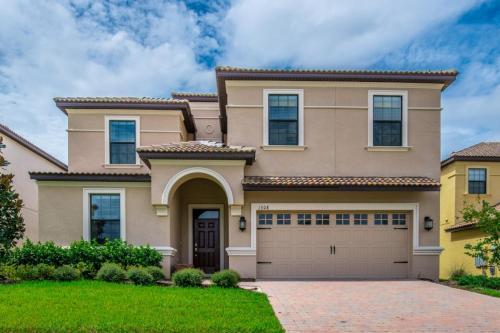 Nine-bedroom Villa 1308