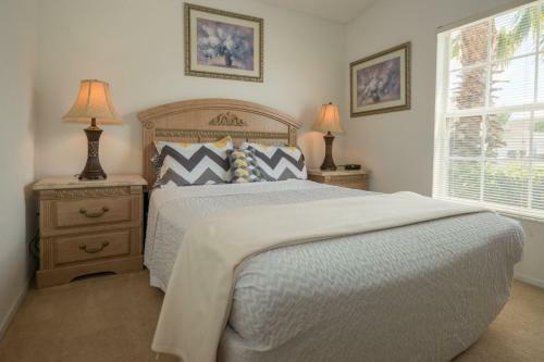 Lovely Hampton Lakes 4 Bed 3 Bath Pool Home In Davenport Fl