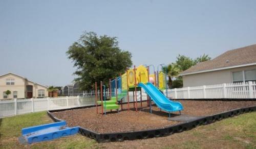 Lovely Hampton Lakes 4 Bed 3 Bath Pool Home In Davenport Fl