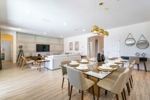 Broad Oak Drive Villa #252687 Villa