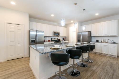 Broad Oak Drive Villa #252687 Villa