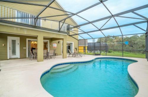 Multiple Vacation Homes In A Golf Resort And Private Pool