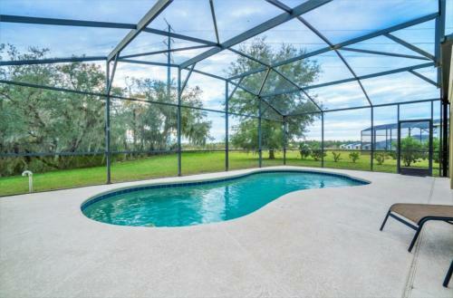 Multiple Vacation Homes In A Golf Resort And Private Pool