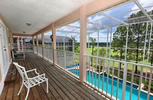 Beautiful Luau Pool Villa Next Disney World