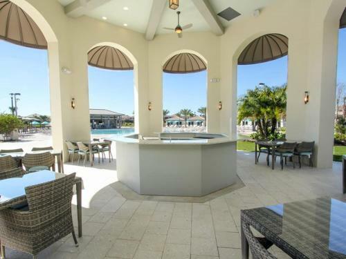 Modern 4 Bed 3 Bath Townhome In Championsgate Golf Resort