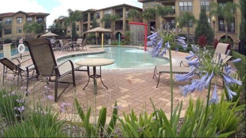 3 Bedroom 3 Bath Condo Close To The Attractions