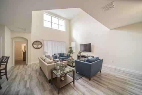 Luxury And Modern Single Home With Private Pool Cg1648